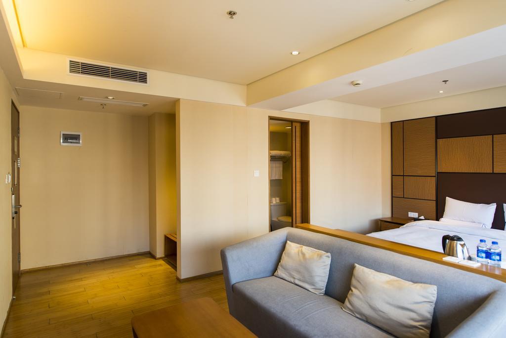 Hotel Ji Lujiazui